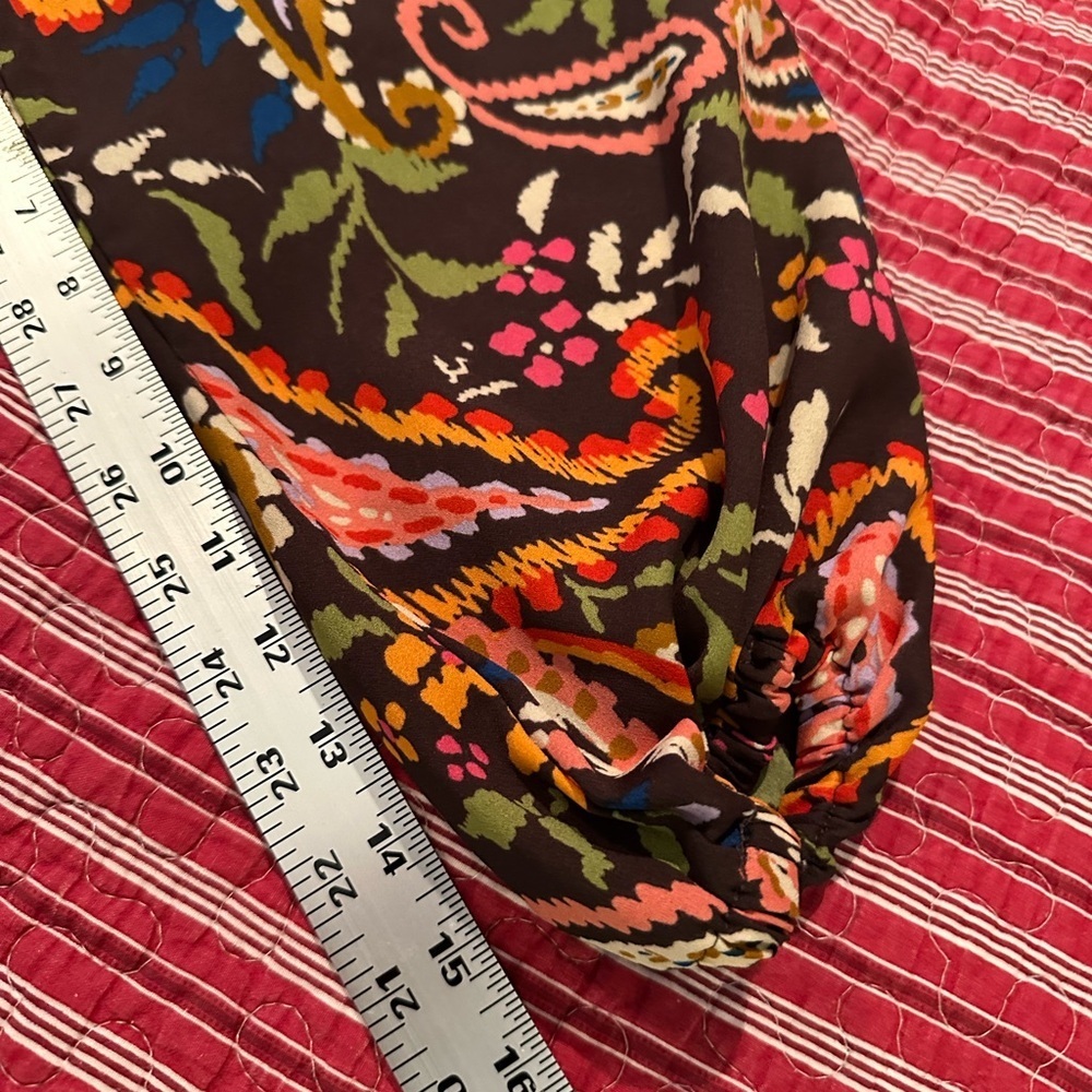 Floral Paisley V-Neck Tunic Top - Picture 9 of 11